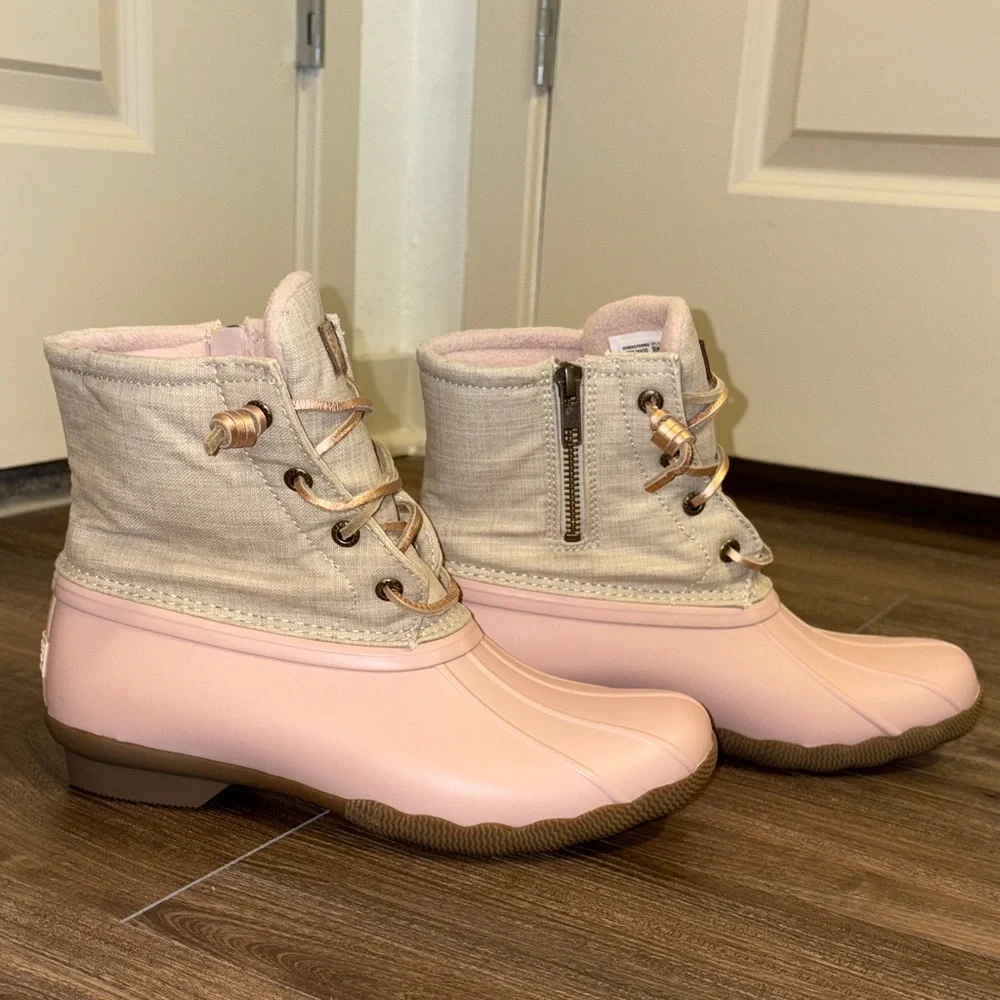 Sperry Women's Saltwater canvas pink and oat Duck Boots - Picture 1 of 8